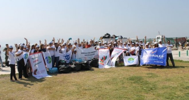 Karşıyaka kıyıları artık daha temiz