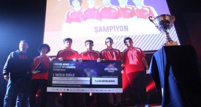 Karşıyaka Lisesi 1.oldu...