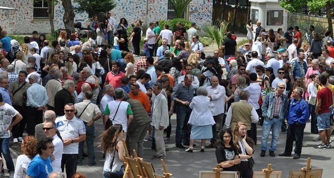Karşıyaka Lisesi'nde lokma günü...