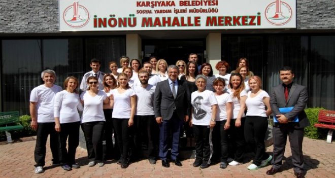 Karşıyaka Mahalle Merkezleri'ne yoğun ilgi...