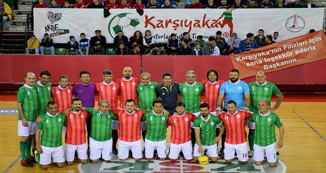 Karşıyaka Masterler Salon Futbol Turnuvası şöhretlerle başladı…