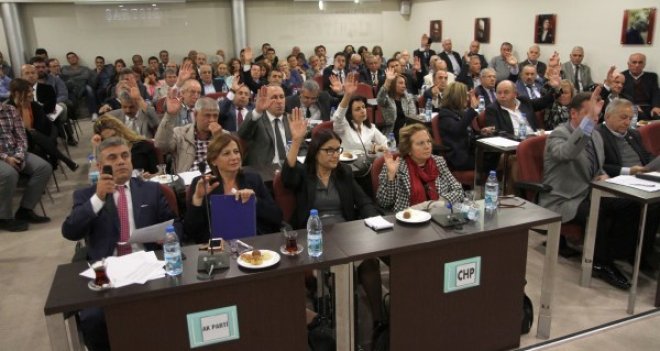 Karşıyaka Meclisi de öğrenci okutacak