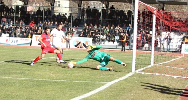 Karşıyaka mehter takımı gibi...