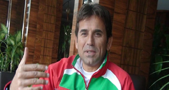 Karşıyaka Murat Sır'ın sözleşmesini fesh etti