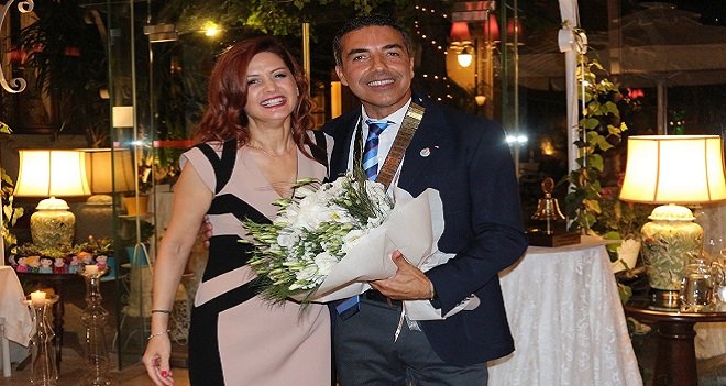 Karşıyaka Rotary Kulübü'nde başkan değişikliği