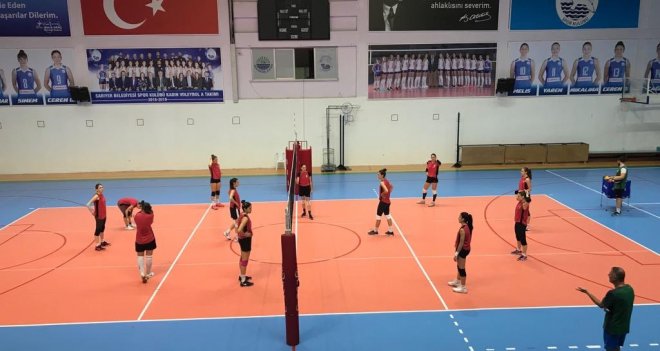 Karşıyaka, Sarıyer Belediyespor karşısında