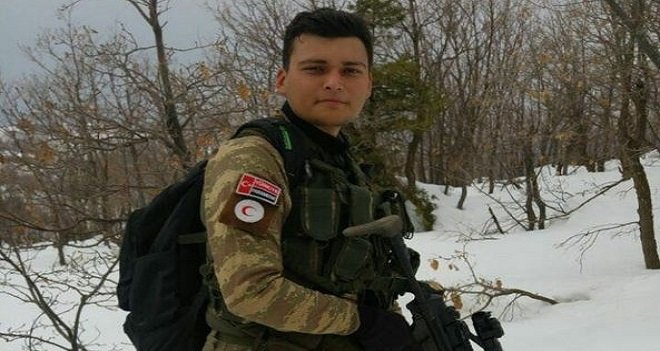 Karşıyaka şehidine ağlıyor…