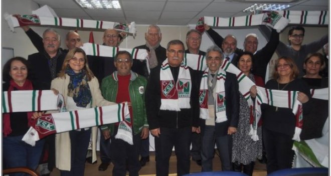 Karşıyaka sevgisi etkinliği Karşıyaka Kent Konseyi'ne sergilendi