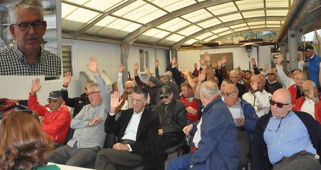 Karşıyaka Yelkende, Evlioğlu yeniden başkan…