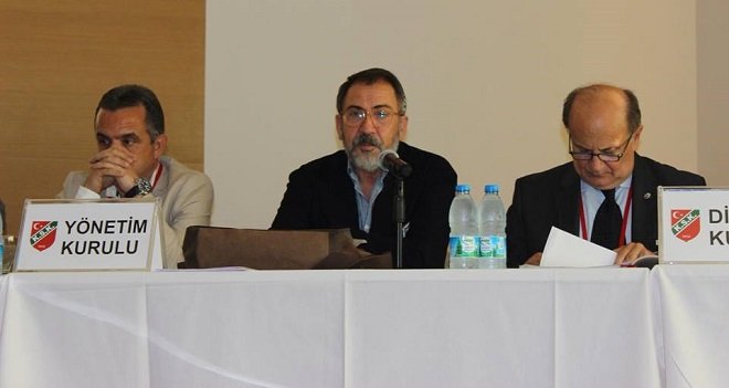 Karşıyaka Yönetim Kurulu divan üyelerine bilgi verdi...