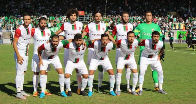 Karşıyaka'da 12 futbolcunun sözleşmesi sezon sonunda bitiyor