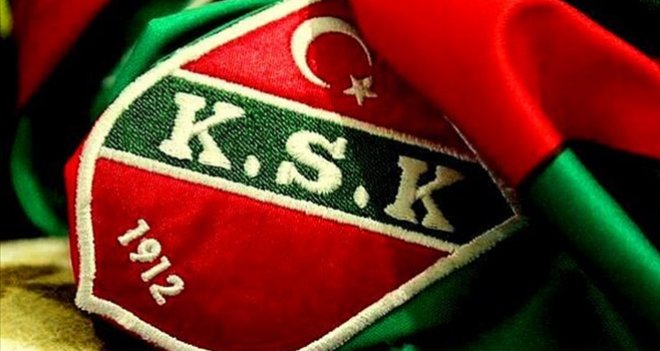 Karşıyaka'da 2 isim kadro dışı bırakıldı, futbolcular idmana yine çıkmadı