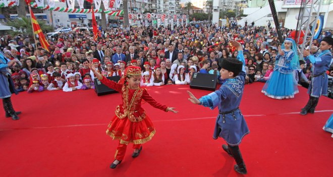 Karşıyaka’da 23 Nisan coşkusu