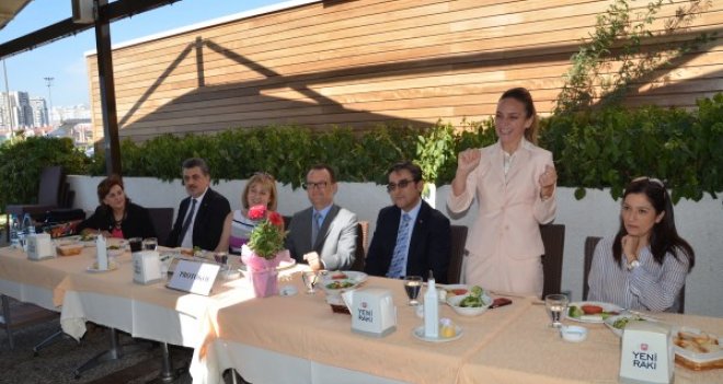 Dünya Eczacılık Günü Karşıyaka'da da kutlandı