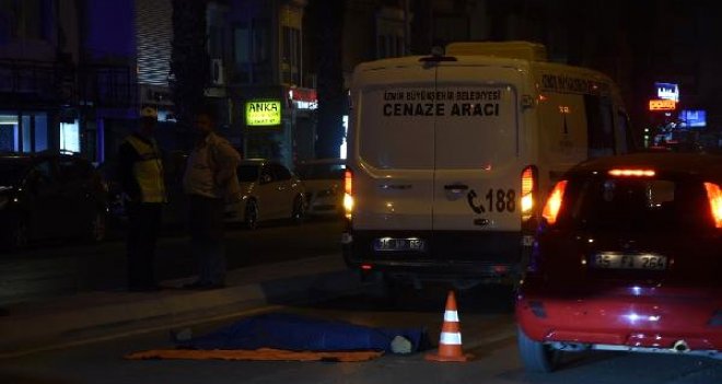 Karşıyaka'da arabanın çarptığı yaşlı adam yaşamını yitirdi