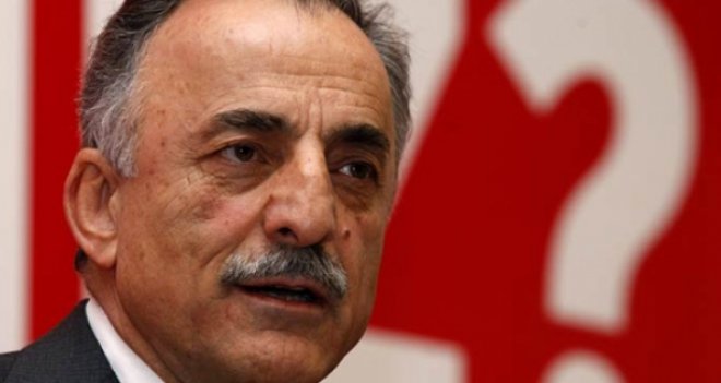 Karşıyaka’da ayın konuğu Murat Karayalçın