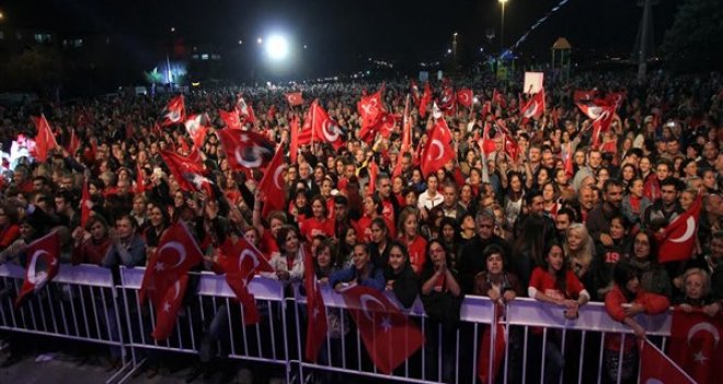 Karşıyaka'da Cumhuriyet coşkusu yaşanacak