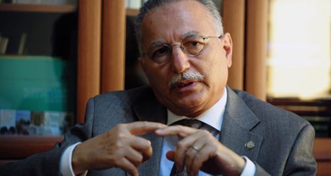 Karşıyaka'da Ekmeleddin İhsanoğlu birinci sırada çıktı