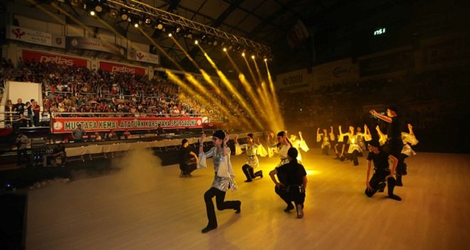 Karşıyaka’da festival coşkusu yaşandı…