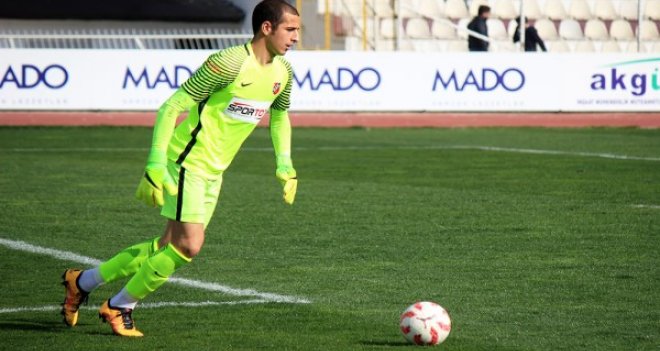 Karşıyaka'da kaleci krizi...