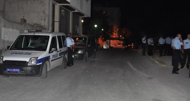 Karşıyaka'da kız kaçırma kavgası: 18 Yaralı