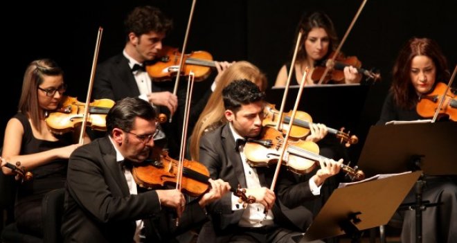 Karşıyaka'da konser sezonu muhteşem final ile sona eriyor