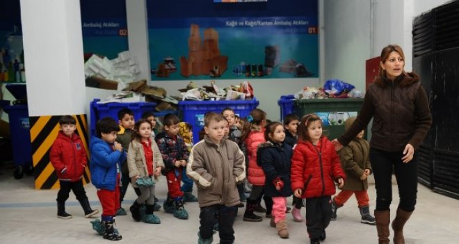 Karşıyaka'da öğrencilere çevre bilinci aşılandı