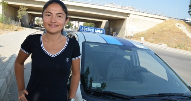 Karşıyaka’da “stajyer ehliyet” korkusu kursiyer sayısında patlamaya yol açtı