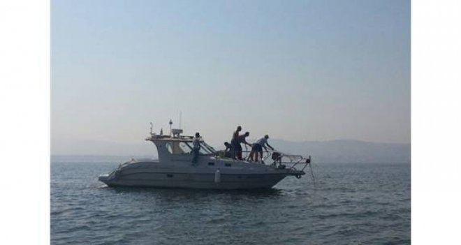 Karşıyaka'da yasak sahada karides avcılığı yapanlara ceza