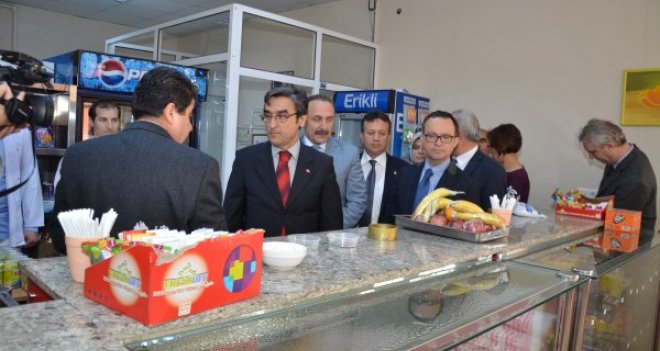 Karşıyaka'daki okul kantinlerine sıkı denetim