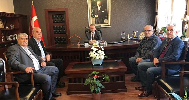 Karşıyakalı amatör futbol kulüpleri Kaymakam'ı ziyaret etti