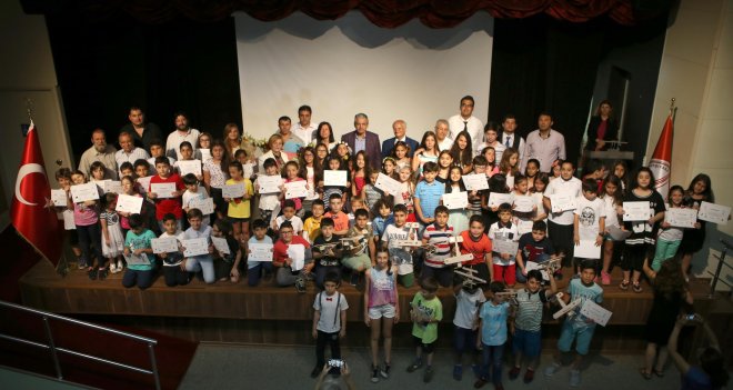 Karşıyakalı çocuklar eğlenerek öğrendiler