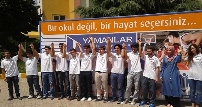 KARŞIYAKA YAMANLAR'DAN FETHULLAH GÜLEN TÜRKİYE ÜÇÜNCÜSÜ...