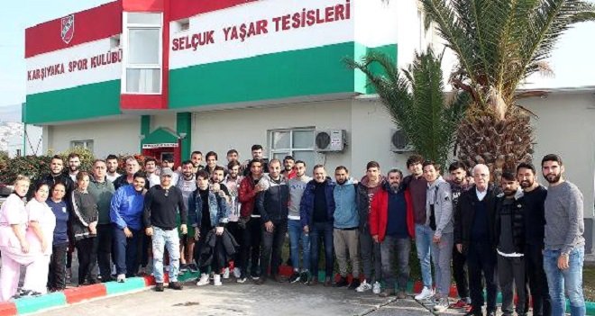 Karşıyakalı futbolculara yılbaşı izni...