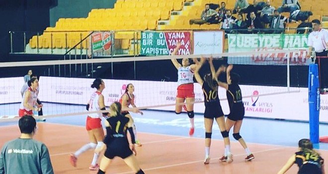 Karşıyakalı kızlardan tam isabet 12'de 12...