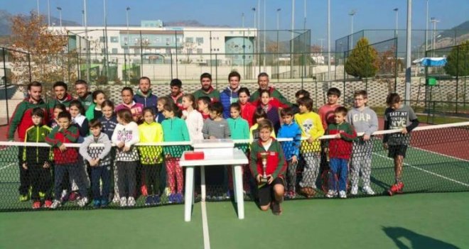 Karşıyakalı minik sporcu Milli Takım'a seçildi