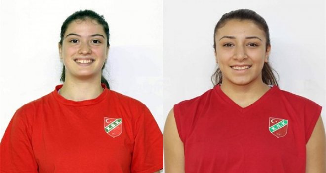 Karşıyakalı voleybolculara milli davet