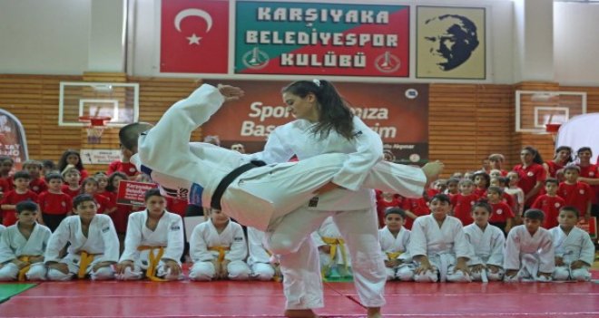 Karşıyakalılar spora doydu