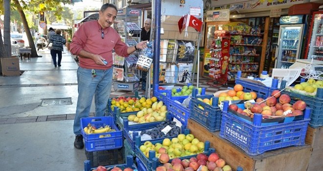 Karşıyaka’nın çevreci manavı