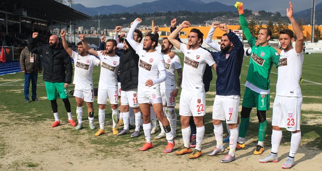 Karşıyaka'nın konuğu Kırklarelispor