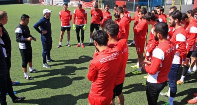 Karşıyaka'yı hücum hattı düşündürüyor...