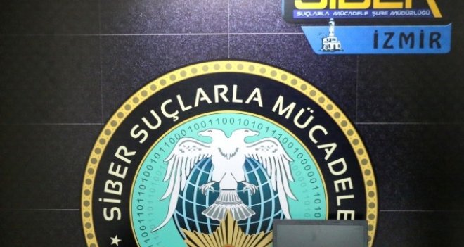 Kart kopyalama şebekesi İzmir'de suç üstü yakalandı