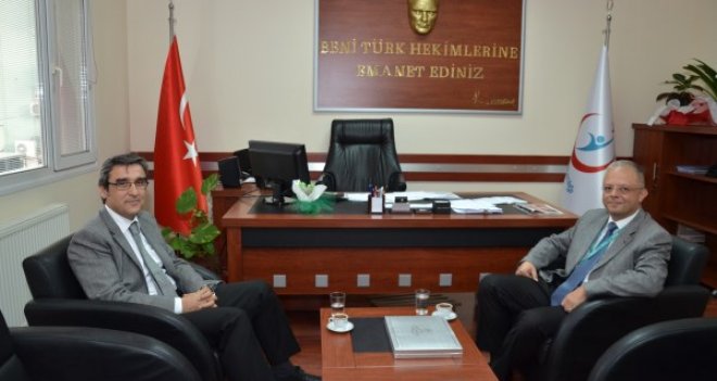 Kaymakam Yücel yeni başhekimi ziyaret etti