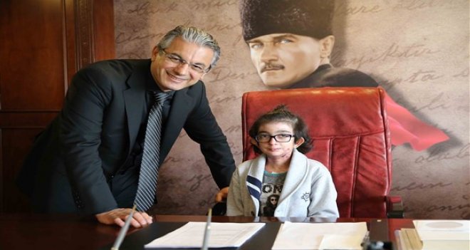 Kelebek kızın hayali gerçeğe dönüşüyor 