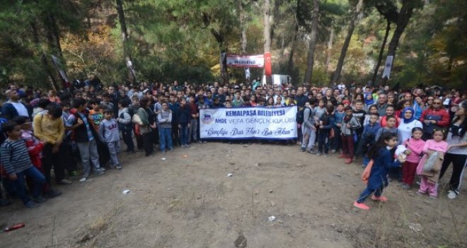 Kemalpaşa'nın kalbi Nazarköy'de attı