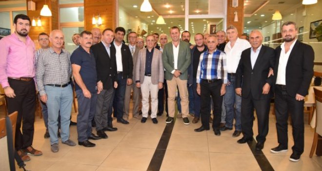 Kerem Ali Sürekli, Karşıyaka'da STK'larla bir araya geldi