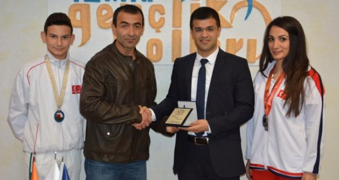 Kırkpınar: Uyşturucunun panzehiri spor