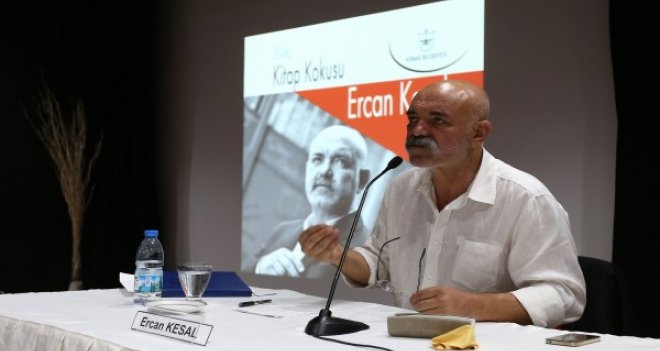 ''Kitap Kokusu''nun konuğu Ercan Kesal oldu