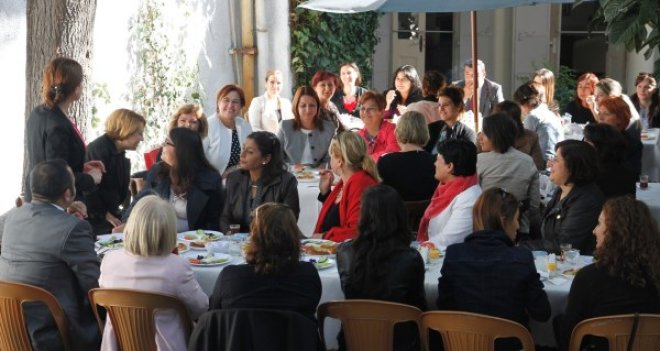 Konak öncü oldu 30 ilçe kadınlar için buluştu