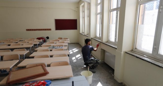 Konak'ta okullar pırıl pırıl oldu